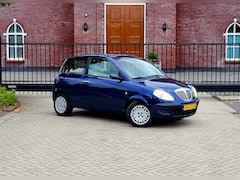 Lancia Y(psilon) - Ypsilon 1.4-16V Argento DFN / Automaat / Airco / Nap / Apk