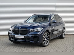 BMW X5 - xDrive45e High Executive M Sport Automaat / Panoramadak / Trekhaak / Comfortstoelen / Stoe