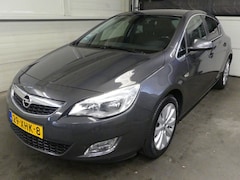 Opel Astra - 1.4 Cosmo - Trekhaak - Cruise Control