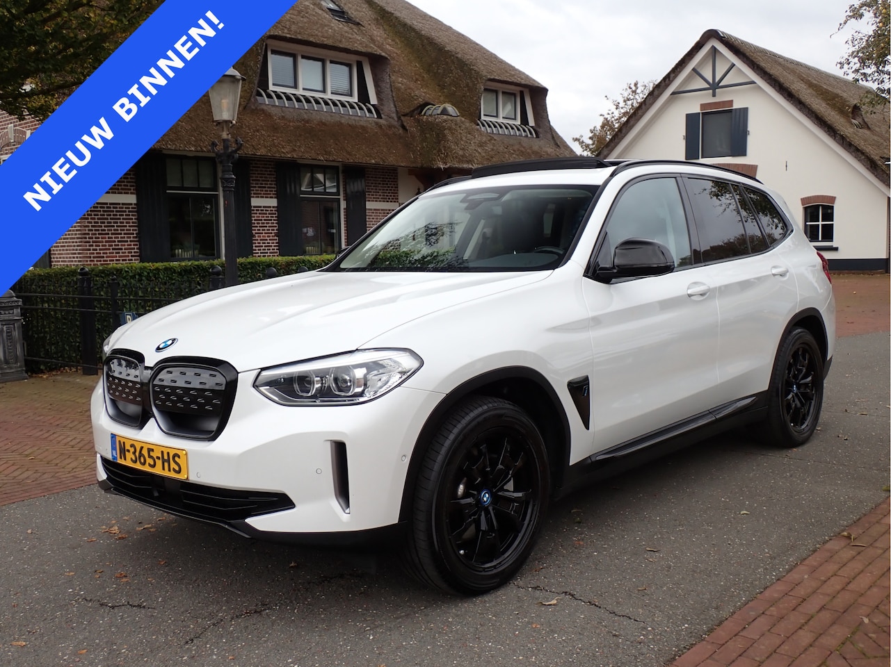 BMW iX3 - 80 kWh / 93% SOH / ACC / PANODAK / CAMERA / CARPLAY - AutoWereld.nl