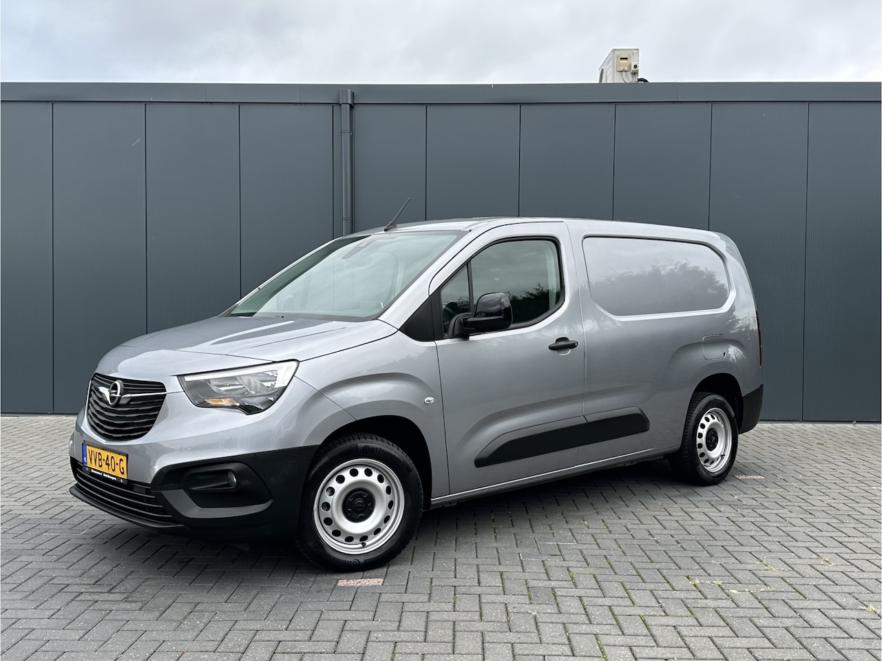 Opel Combo - 1.5 BlueHDi 130 PK AUTOMAAT / L2H1 / 1e EIG. / STUURVERW. / CRUISE / AIRCO / APPLE CARPLAY - AutoWereld.nl