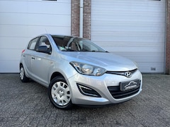 Hyundai i20 - 1.2i i-Drive Airco/Garantie