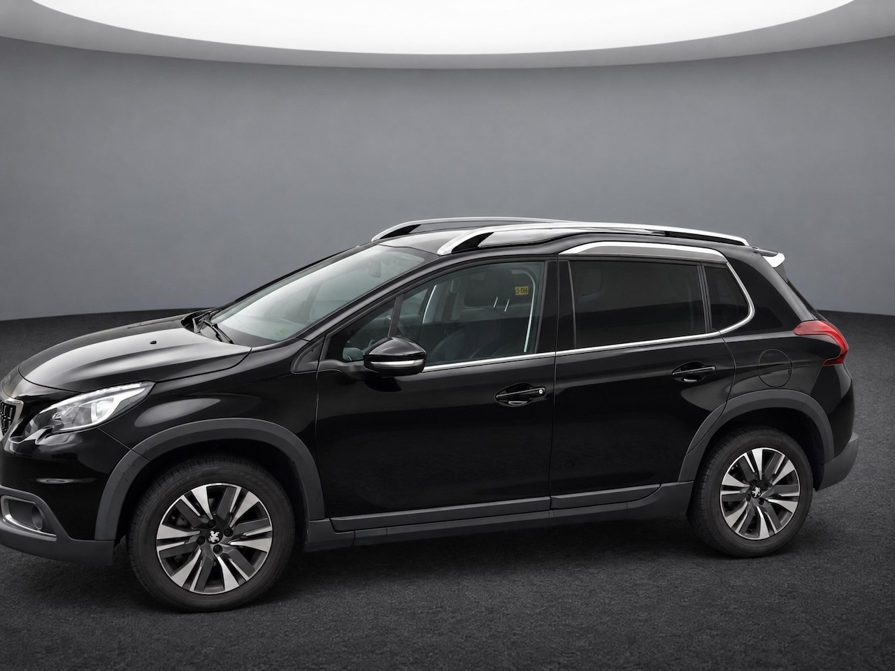 Peugeot 2008 - 1.2 PureTech 110PK Allure Camera | Navigatie | Parkeerhulp | Automaat | - AutoWereld.nl