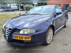 Alfa Romeo GT - 2.0 JTS Distinctive Selespeed
