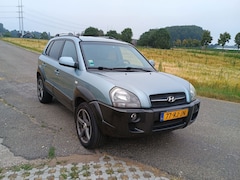 Hyundai Tucson - 2.0i Dynamic