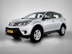 Toyota RAV4 - 2.0 Aspiration 4WD | Trekhaak - 2000KG trekgewicht | 4WD | Airco | Cruise Control | Elektr