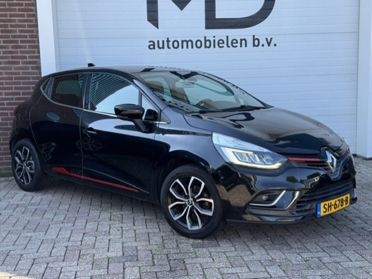 Renault Clio - 0.9 TCe Intens - LED - 1e eigenaar -Cruise-NAP - AutoWereld.nl