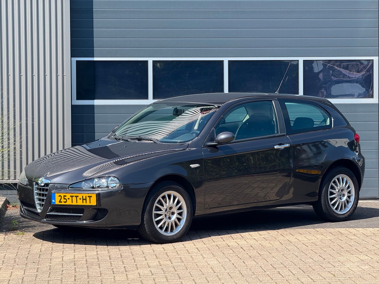 Alfa Romeo 147 - 1.6 T.Spark Progression 2e EIG|NAP|APK - AutoWereld.nl