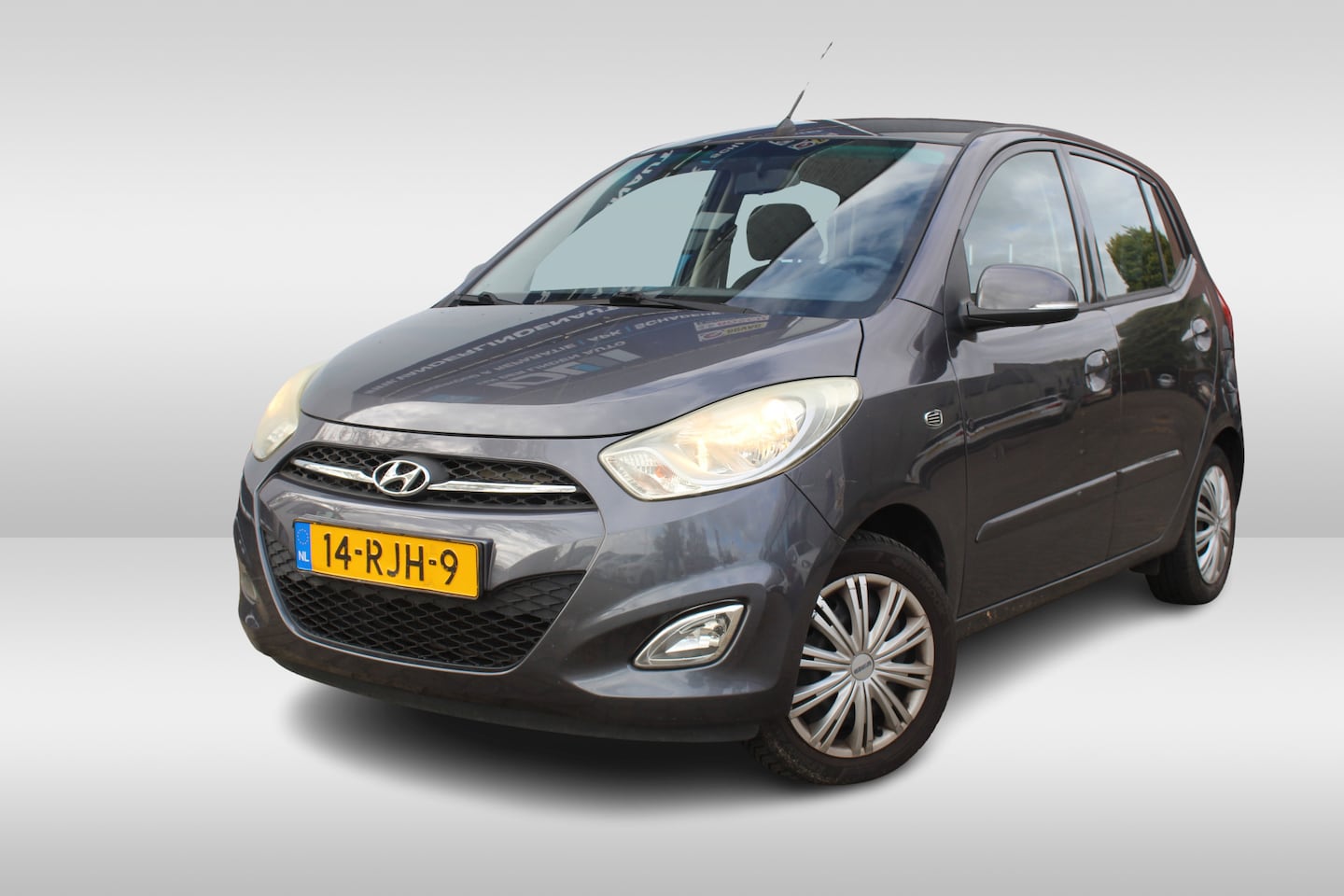 Hyundai i10 - 1.2 i-Motion Cool Airco l Apple Carplay/ Android Auto l Afneembare Trekhaak - AutoWereld.nl