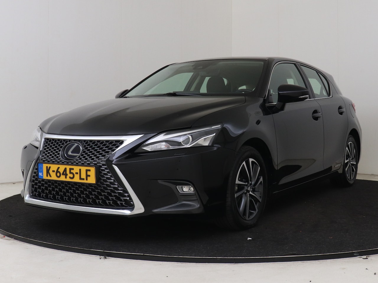 Lexus CT 200h - Sport Edition | BTW voertuig | Dealer onderhouden | Navigatie | achteruitrijcamera | Cruis - AutoWereld.nl