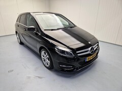 Mercedes-Benz B-klasse - 180 Ambition Automaat Navi Ecc Cruise Control Alu Pdc Trekhaak