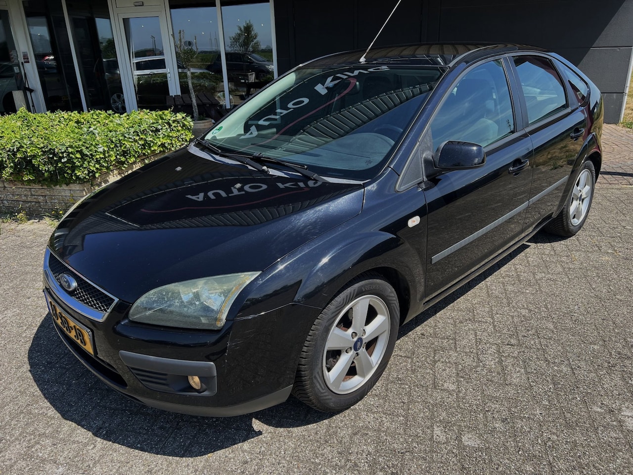 Ford Focus - 1.6-16V Futura AIRCO/CRUISE/5DRS/LMV APK+NAP - AutoWereld.nl