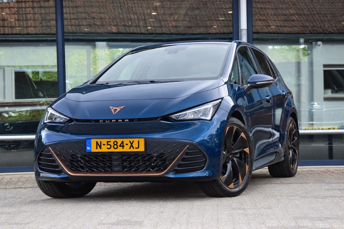 CUPRA Born - Adrenaline One 62 kWh EV | Org. NL | BOVAG Garantie | SOH 91,72% | Apple Carplay/Android A - AutoWereld.nl