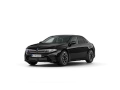 BMW i3 - 50 xDrive I M Sportpakket I First Edition I Stuurwiel verwarmd I Trekhaak I Innovation Pac