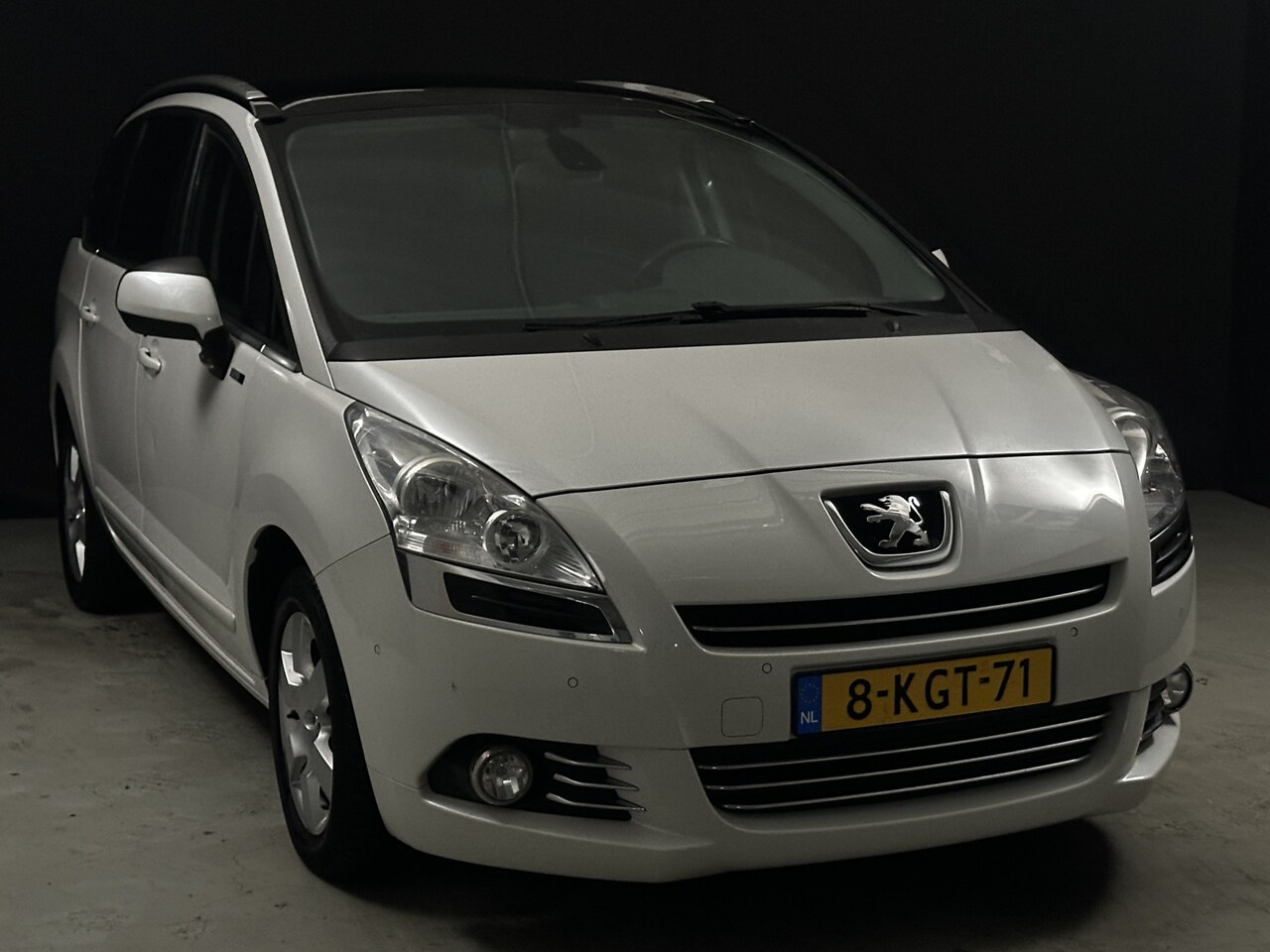 Peugeot 5008 - 1.6 THP Style 5p. *Pano*AC*Navi*NAP* - AutoWereld.nl