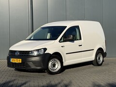 Volkswagen Caddy - 2.0 TDI / L1H1 / TREKHAAK / AIRCO / CRUISE / NAVI / CARPLAY / DAB+ / ORIG. NL