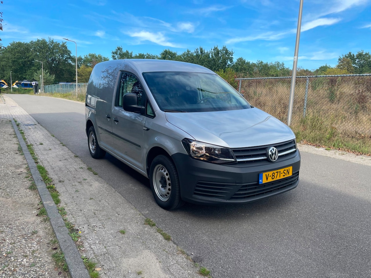Volkswagen Caddy - 2.0 TDI L1H1 BMT Trendline [ 115.000 NAP ] - AutoWereld.nl