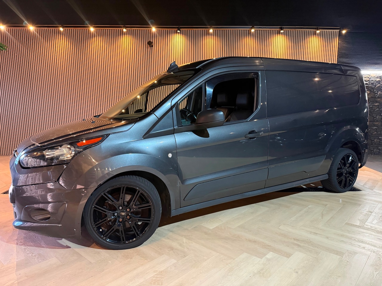 Ford Transit Connect - 1.5 TDCI L2 | Automaat | Navi | Cruise - AutoWereld.nl