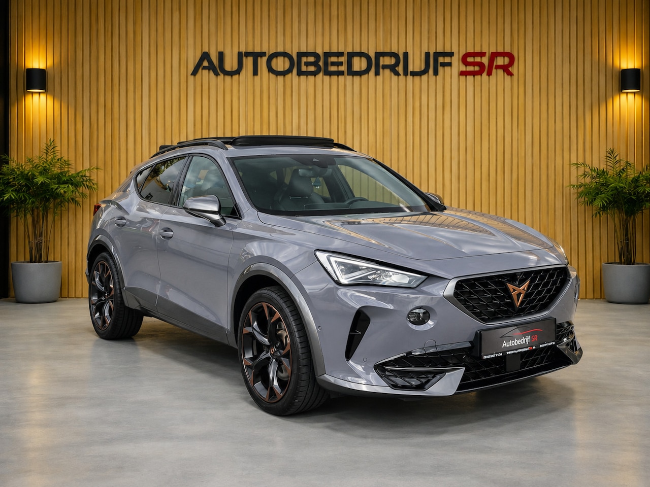 CUPRA Formentor - 1.4 e-Hybrid VZ Performance! Sfeerverl! Panoramadak! Camera! 245 PK - AutoWereld.nl