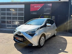 Toyota Aygo - 1.0 VVT-i x-play|Scherm|Camera|Carplay
