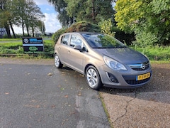 Opel Corsa - 1.2-16V Cosmo 5 Deurs Airco/Cruise control