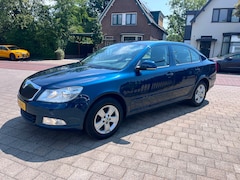 Skoda Octavia - 1.2 TSI Elegance 5 Drs Nw apk Ecc Trekha Isofix