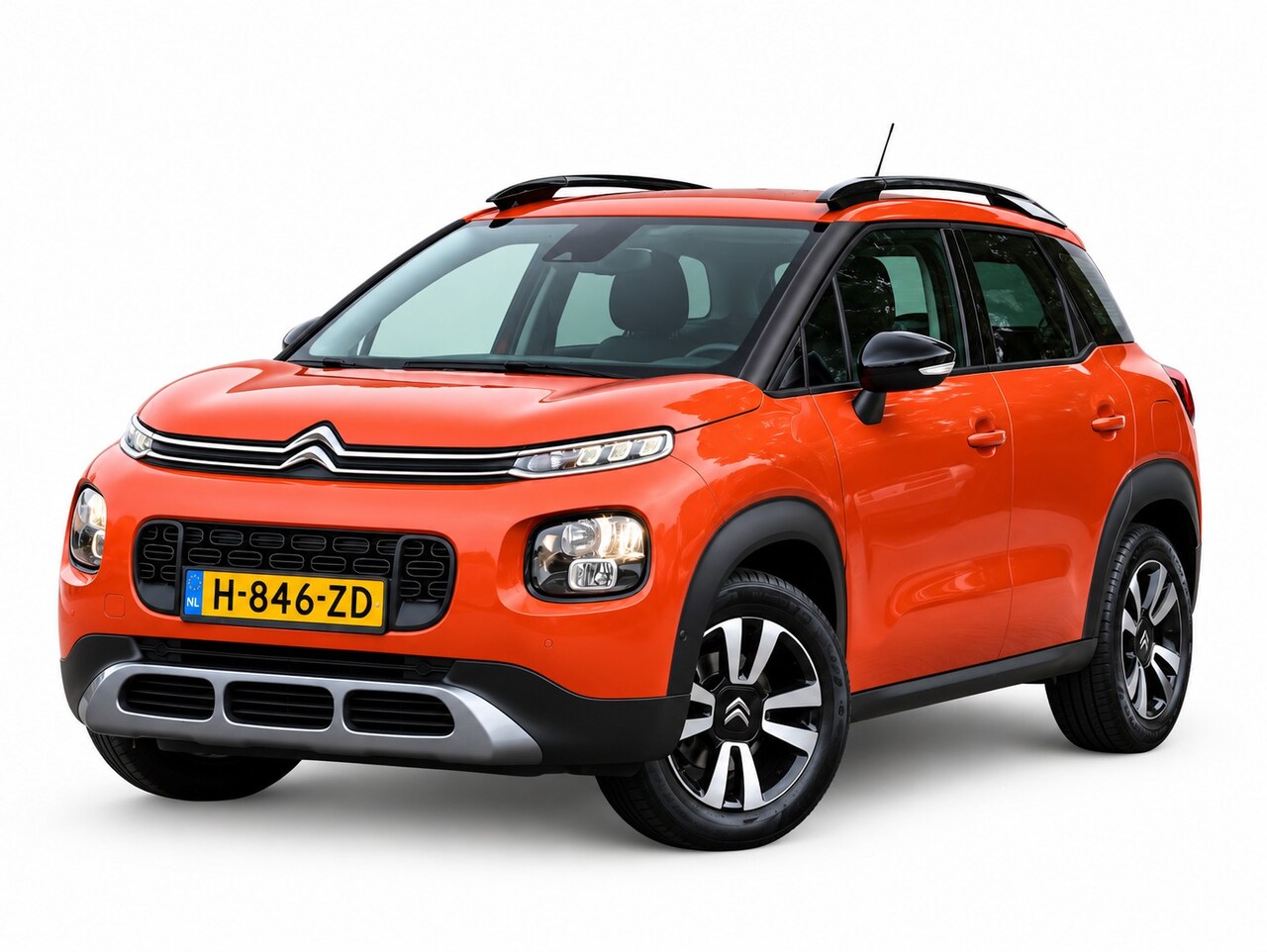 Citroën C3 Aircross - 1.2 PureTech S&S Shine AUTOMAAT / TREKHAAK / ALL SEASON / NAVI / CRUISE - AutoWereld.nl