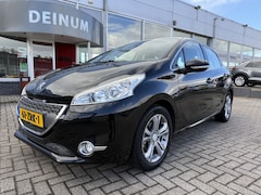 Peugeot 208 - 1.2 VTi Blue Lease Executive Panoramadak, Comf.intr, Parkeersens, Climate, contr, etc