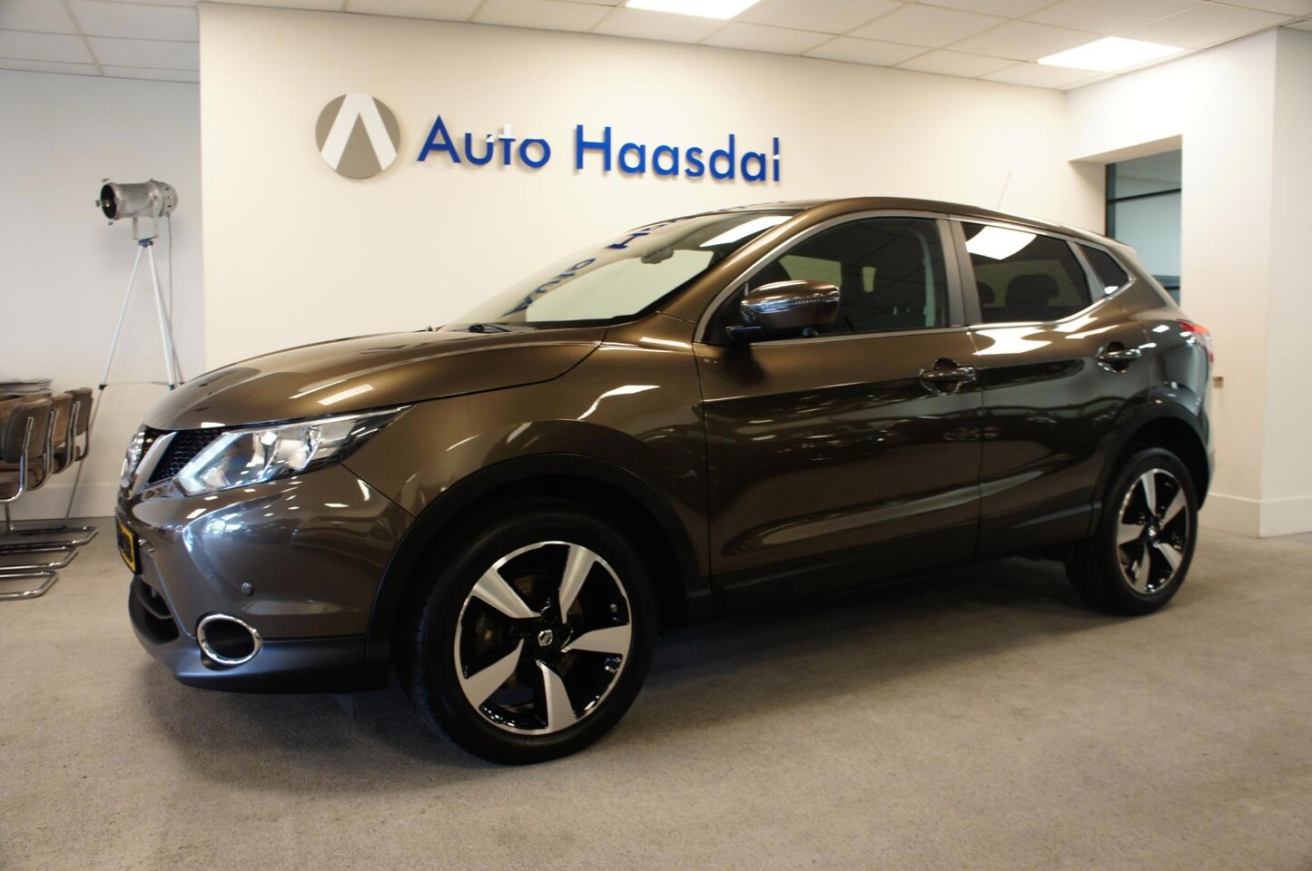 Nissan Qashqai - 1.2 N-Connecta|18"|360CAM|REVISIE AUTOMAAT|2E EIG|VEEL OPTIES! - AutoWereld.nl