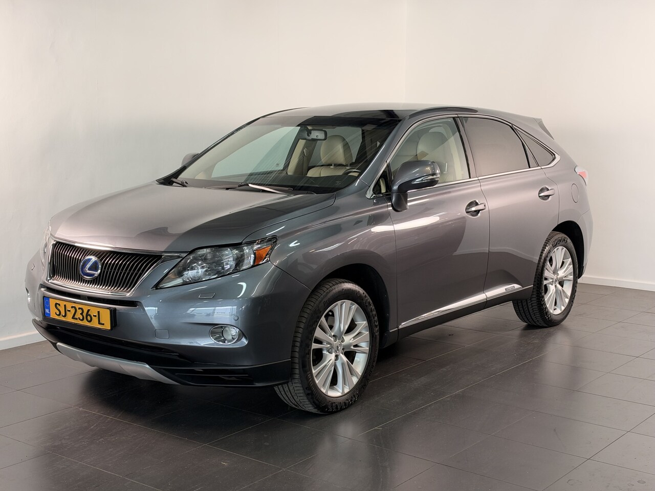 Lexus RX 450h - 4WD Executive - AutoWereld.nl