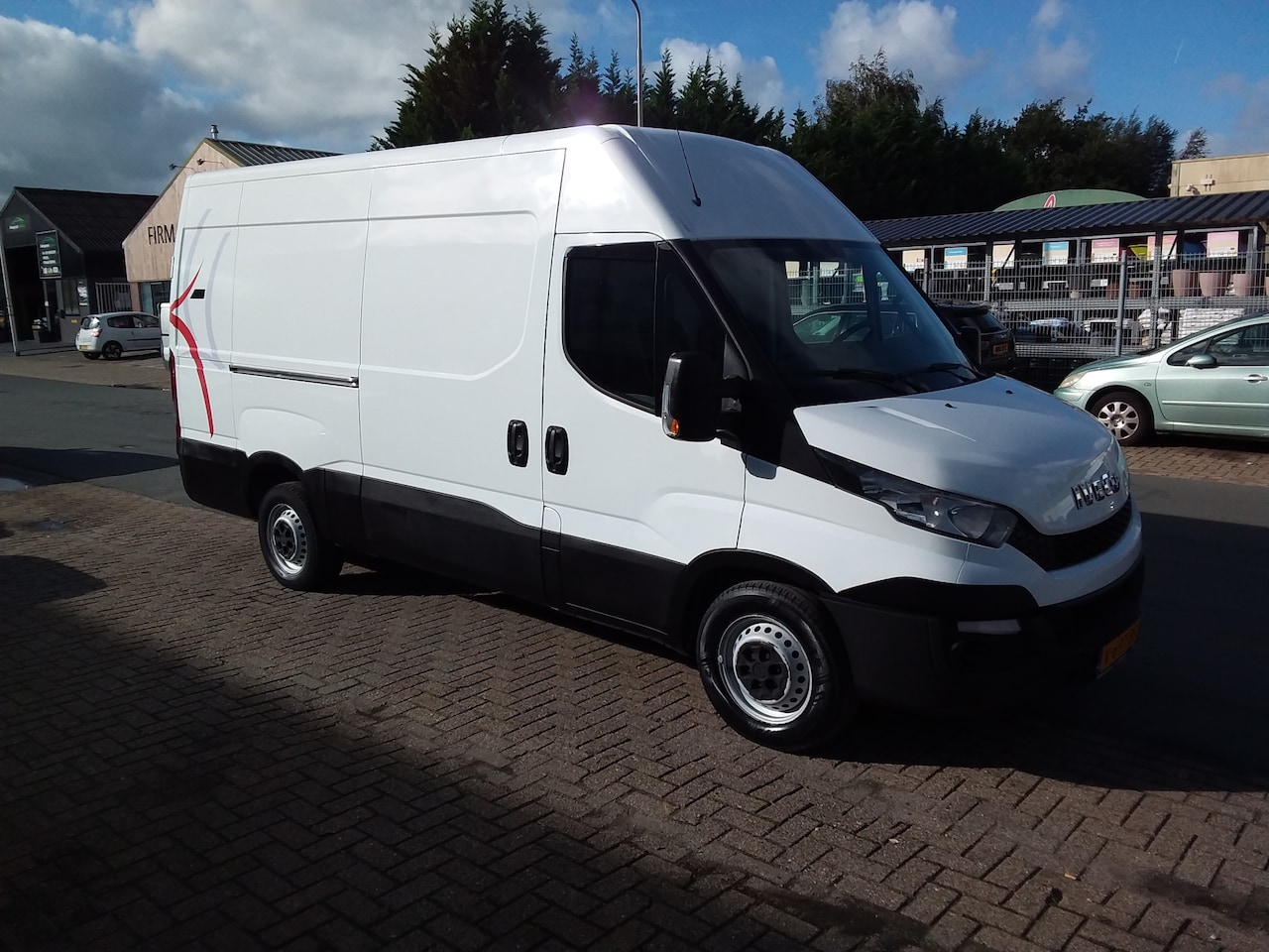 Iveco Daily - 35S13V 2.3 410 H2 35S13V 2.3 410 H2 - AutoWereld.nl