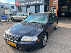 Volvo S80 - 2.4 Mooie en goed onder houden auto nieuwe apk aflevering beurt