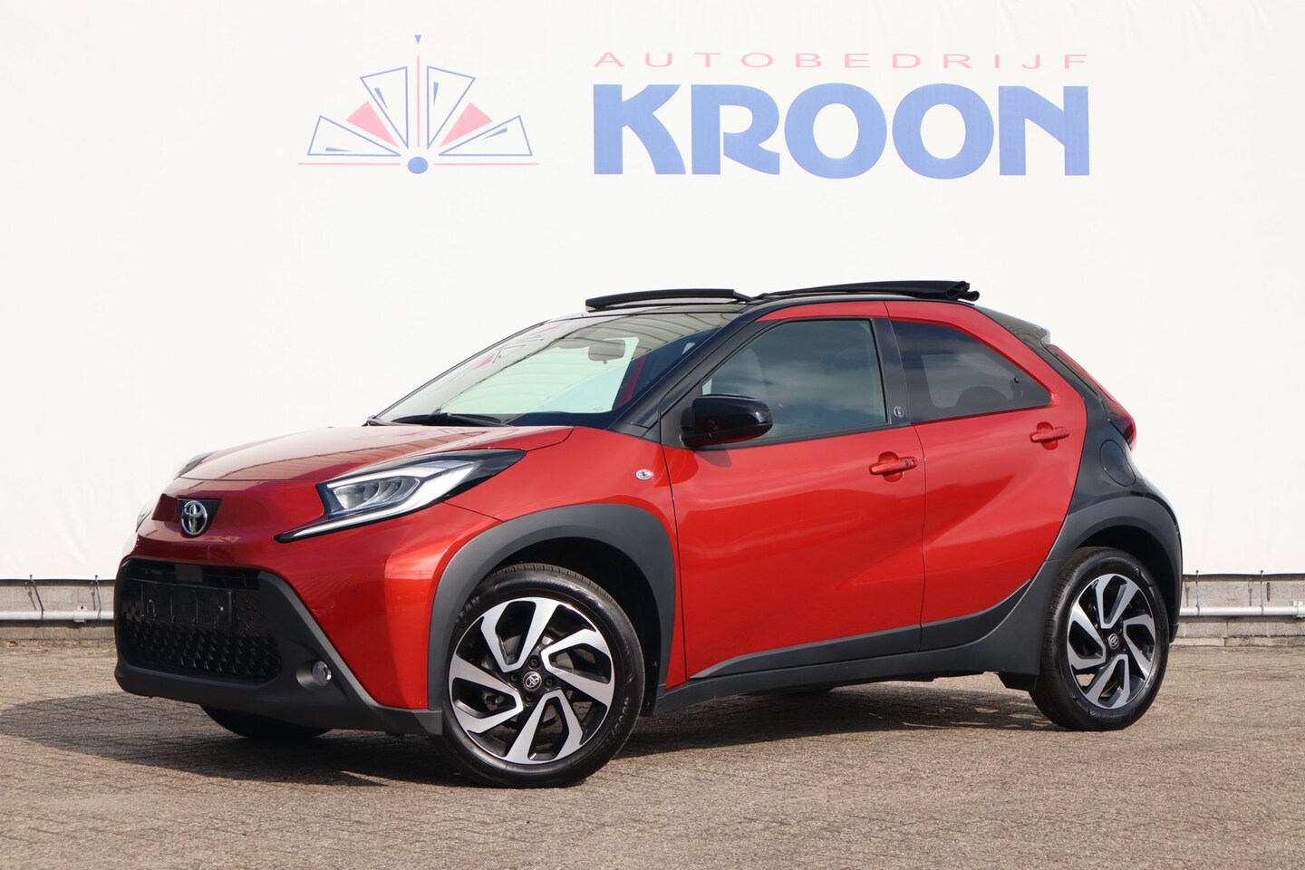 Toyota Aygo X - 1.0 VVT-i S-CVT Envy I Cabrio dak|Automaat|Camera|Carplay| Stoel verwarming - AutoWereld.nl