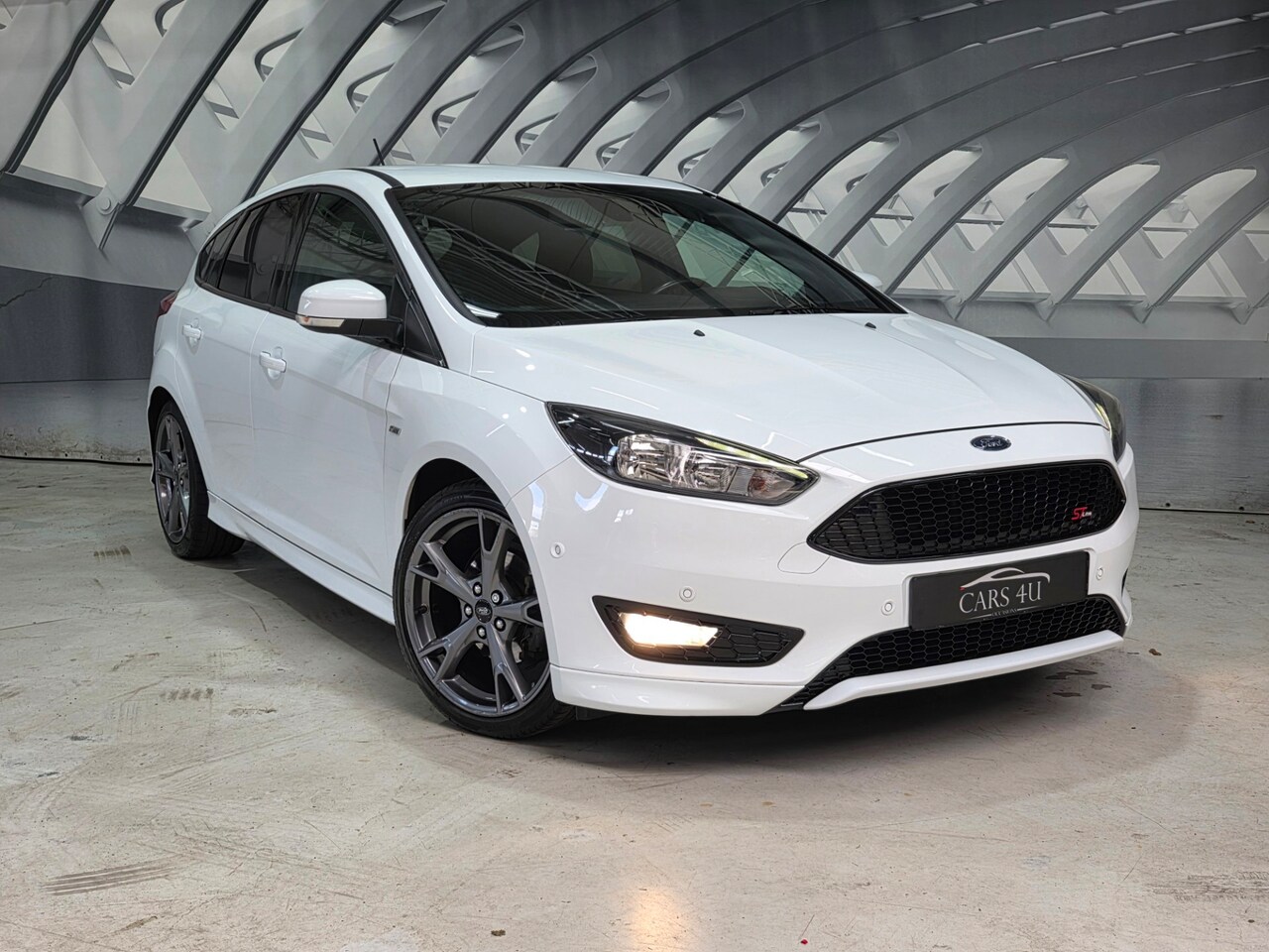 Ford Focus - 1.0 ST-Line 125PK ZW hemel - AutoWereld.nl