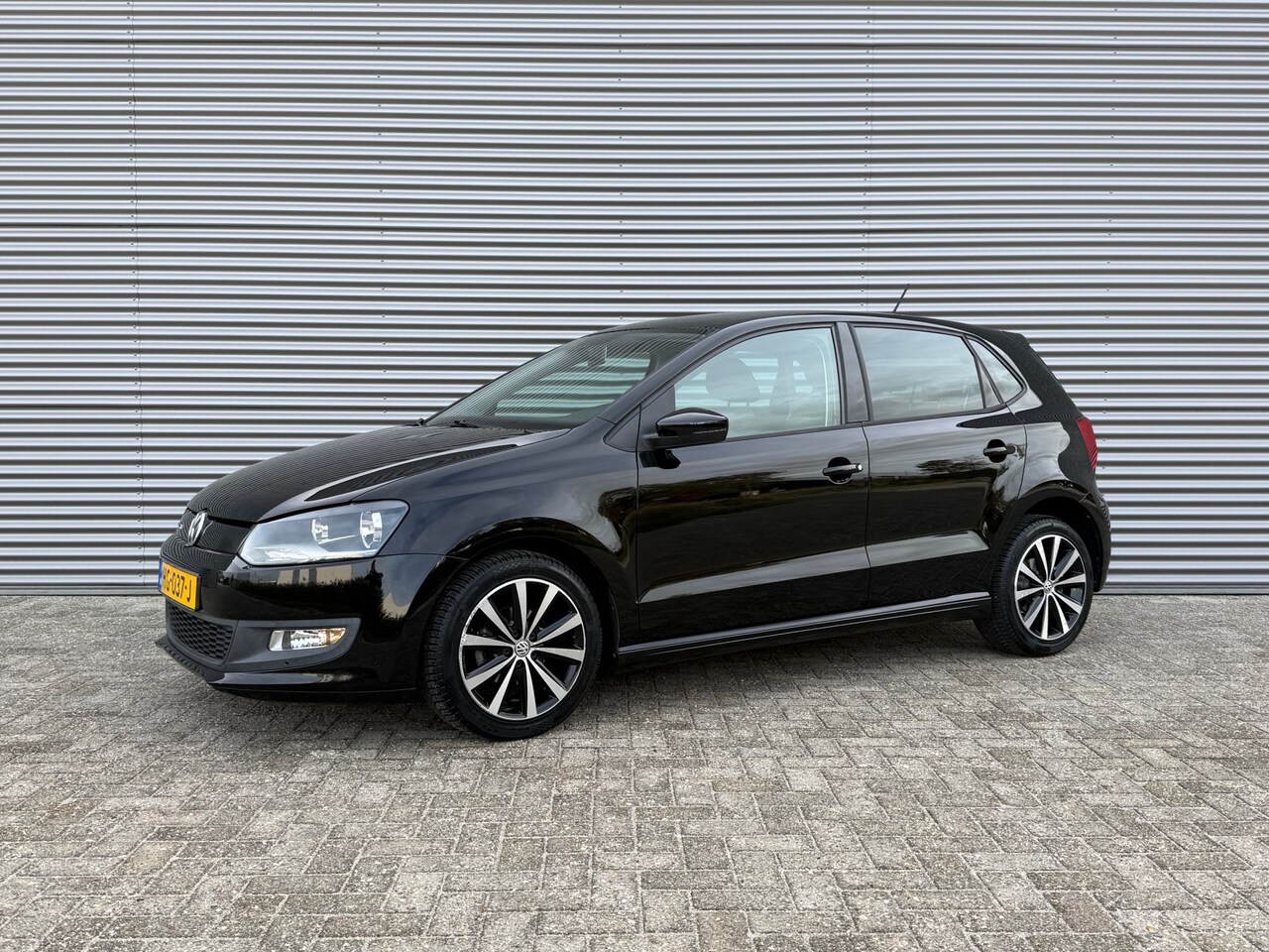 Volkswagen Polo - 1.0 TSI BlueMotion Edition | Airco | Carplay | Cruise control | Navigatie | APK 10-27 - AutoWereld.nl