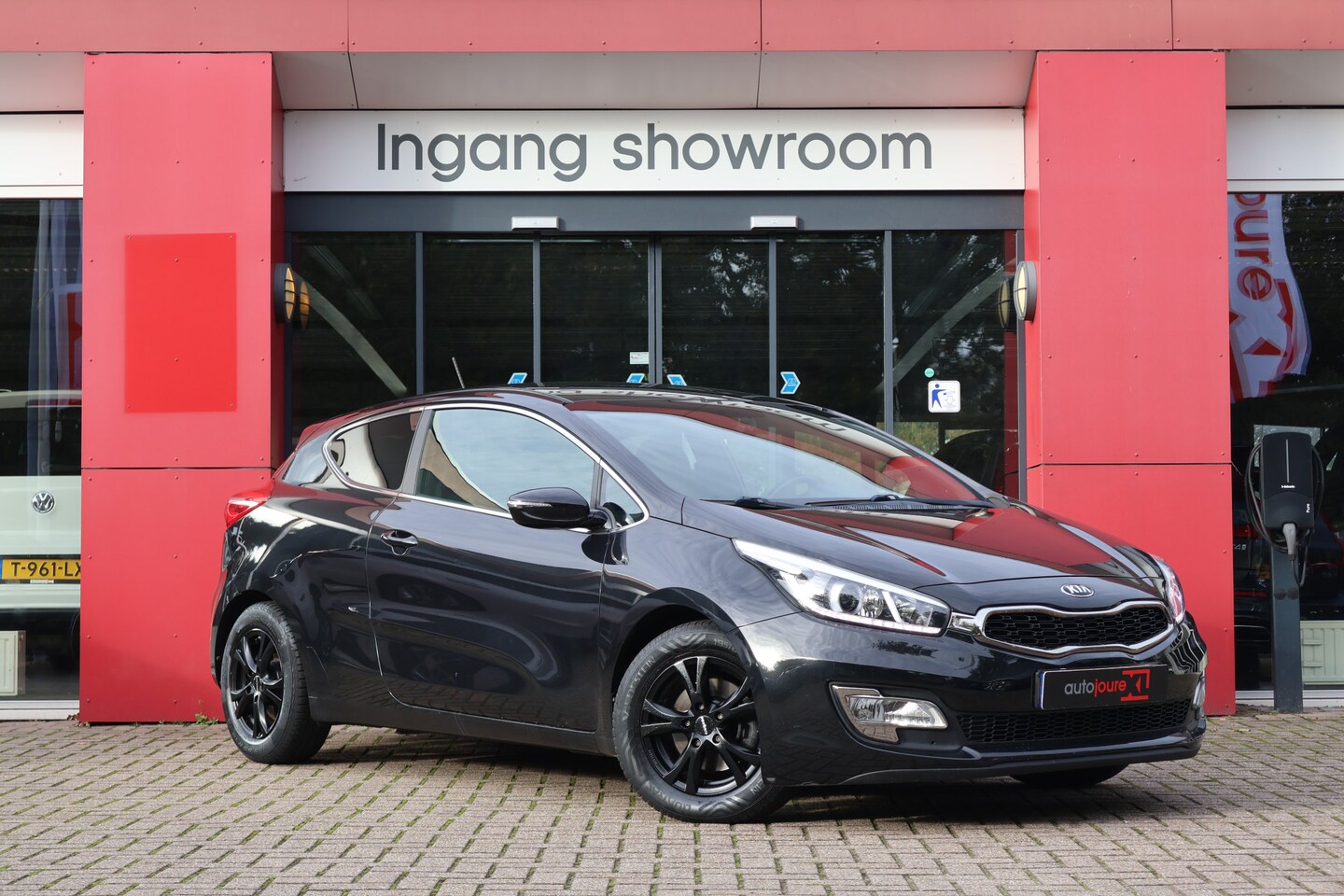 Kia Pro cee'd - 3drs. 1.6 GDI DynamicLine | Origineel NL | Climate Control | Camera | Navigatie | - AutoWereld.nl