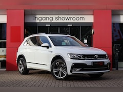 Volkswagen Tiguan - 2.0 TSI 4Motion Highline R-Line | ACC | Panoramadak | DYNaudio | Trekhaak |