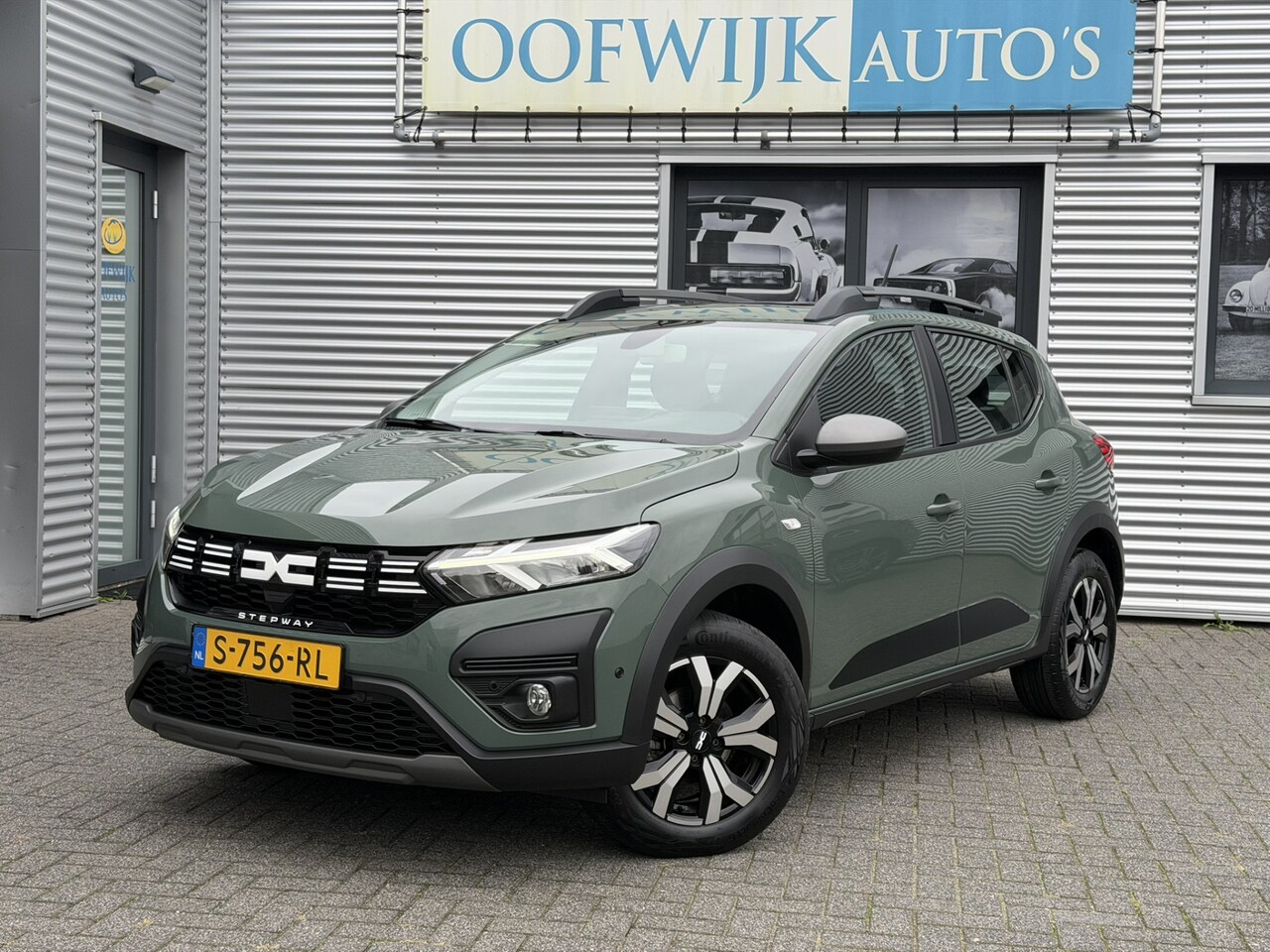 Dacia Sandero Stepway - 1.0 TCe 90 Expression Clima Navi Camera Led CarPlay - AutoWereld.nl