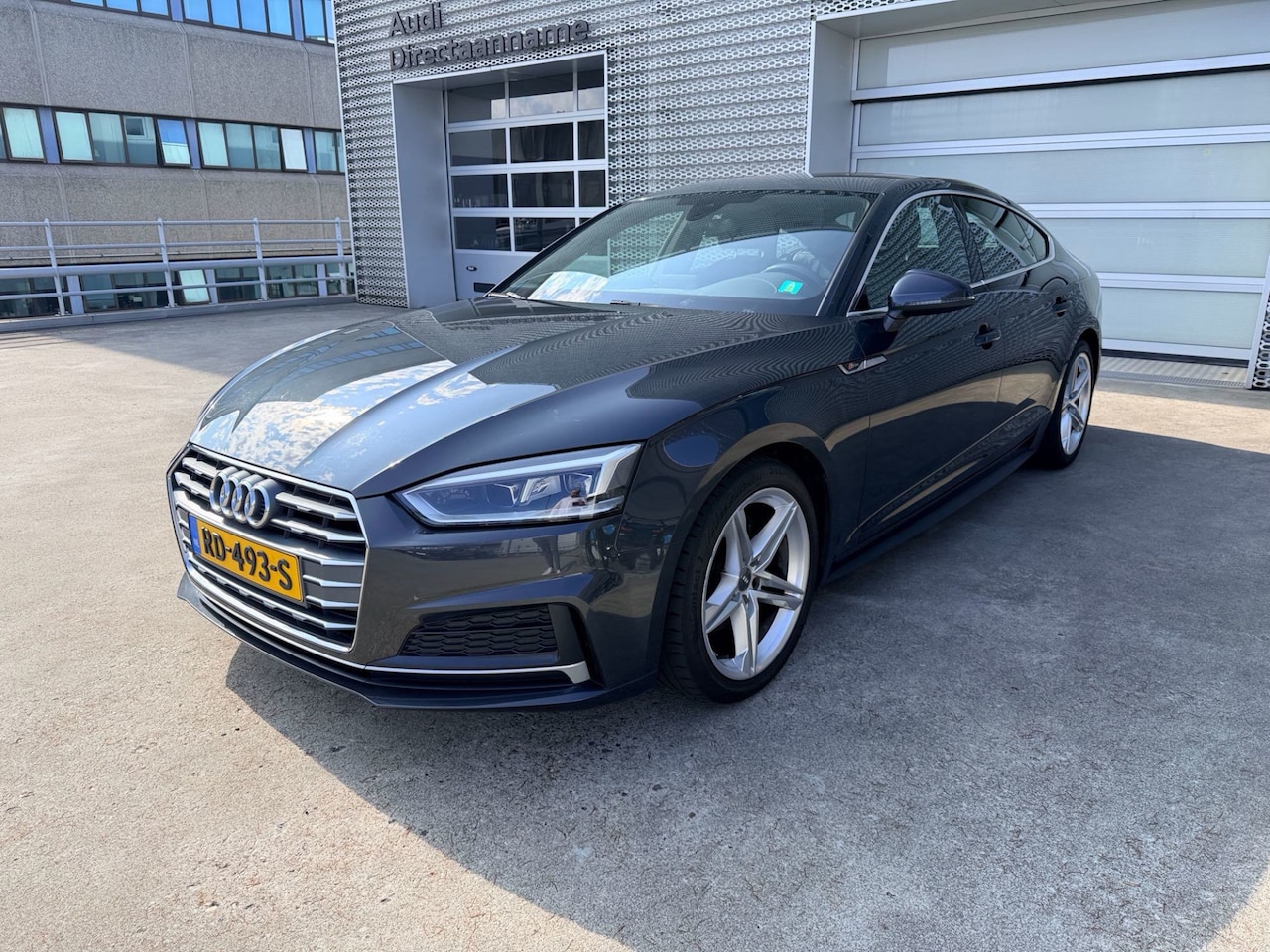 Audi A5 Sportback - 1.4 TFSI 150pk Sport S-Tronic / Navigatie / Stoelverwarming / Trekhaak - AutoWereld.nl