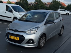 Hyundai i10 - 1.0i i-Motion Airco Nieuwe Koppeling Rijdt Schakelt Goed Nette Staat