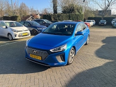 Hyundai IONIQ - 1.6 GDi Comfort , hybride , navigatie , camera 47.000 km NAP