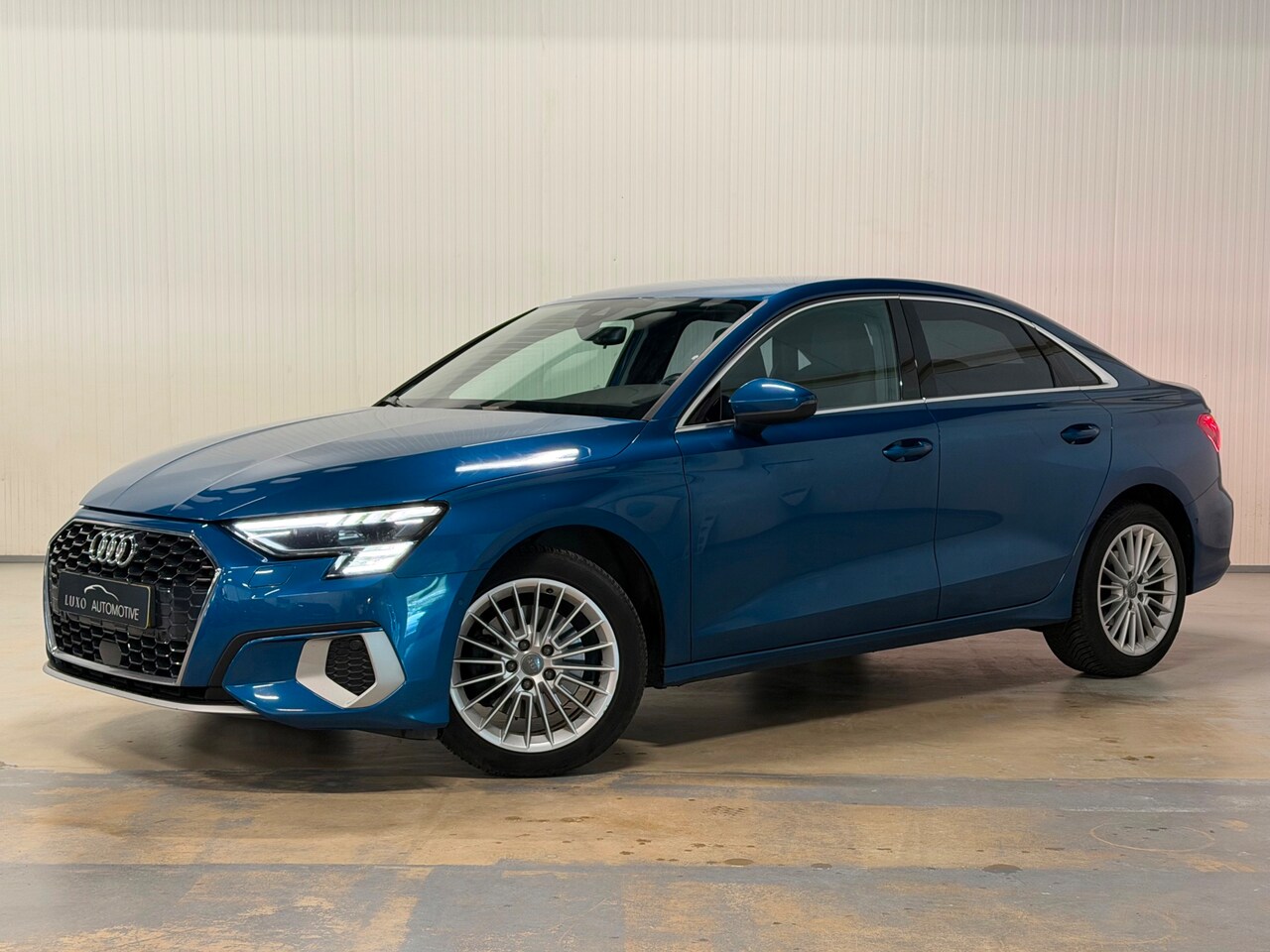 Audi A3 Limousine - 35 TFSI Business edition | NAP | ACC | LED | CARPLAY - AutoWereld.nl