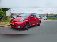 Toyota Aygo - 1.0-12V Aspiration Red Navigator