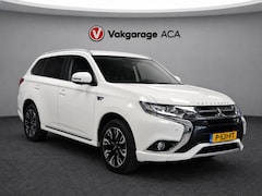 Mitsubishi Outlander - 2.0 PHEV instyle // TREKHAAK // LEDER // CAMERA // OPEN DAK // NAVI //