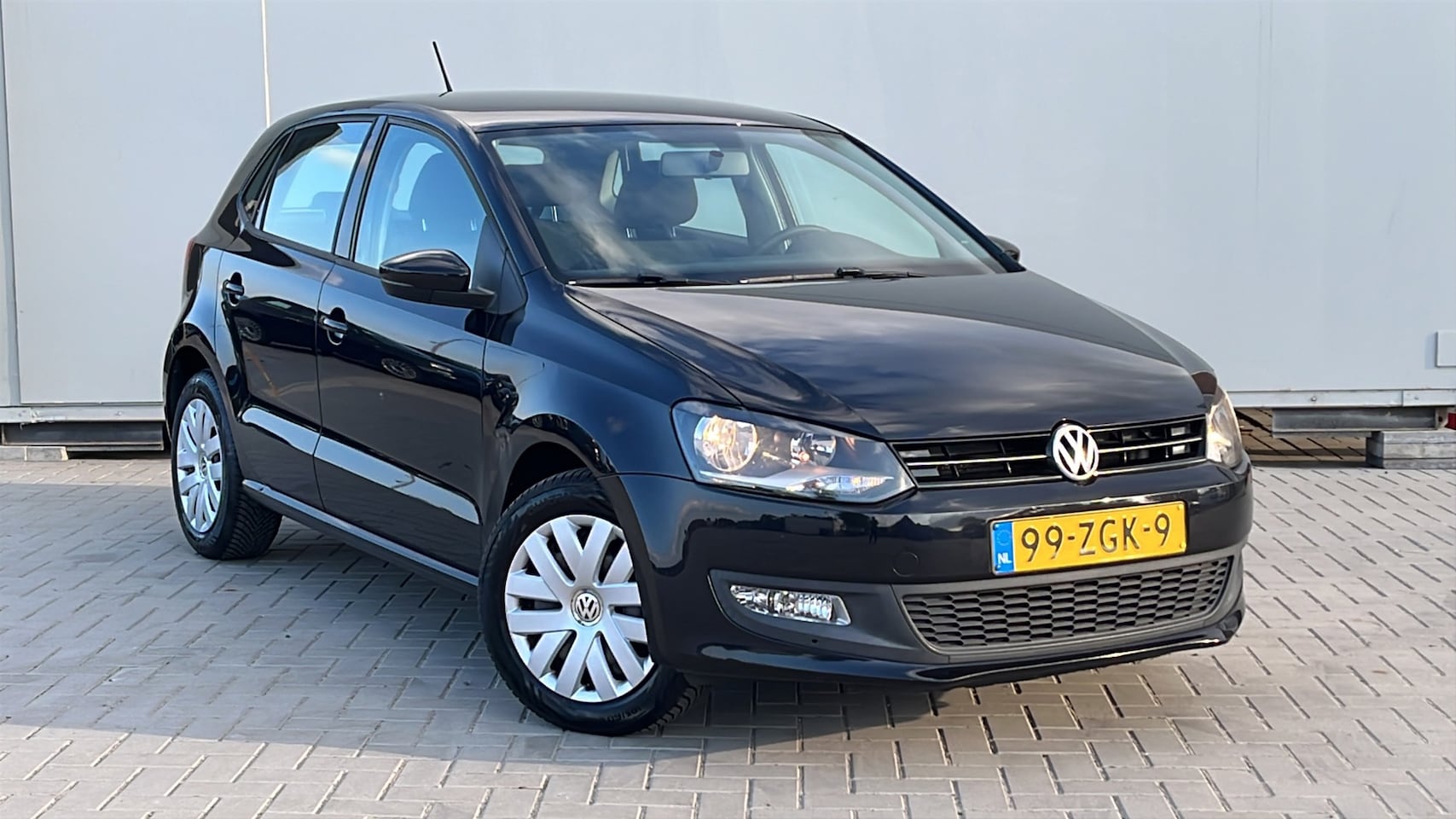 Volkswagen Polo - 1.2 TSI BlueMotion Comfort Edition 5 DEURS 1e EIGENAAR WERKELIJK NIEUW DEALER ONDERHOUDEN - AutoWereld.nl