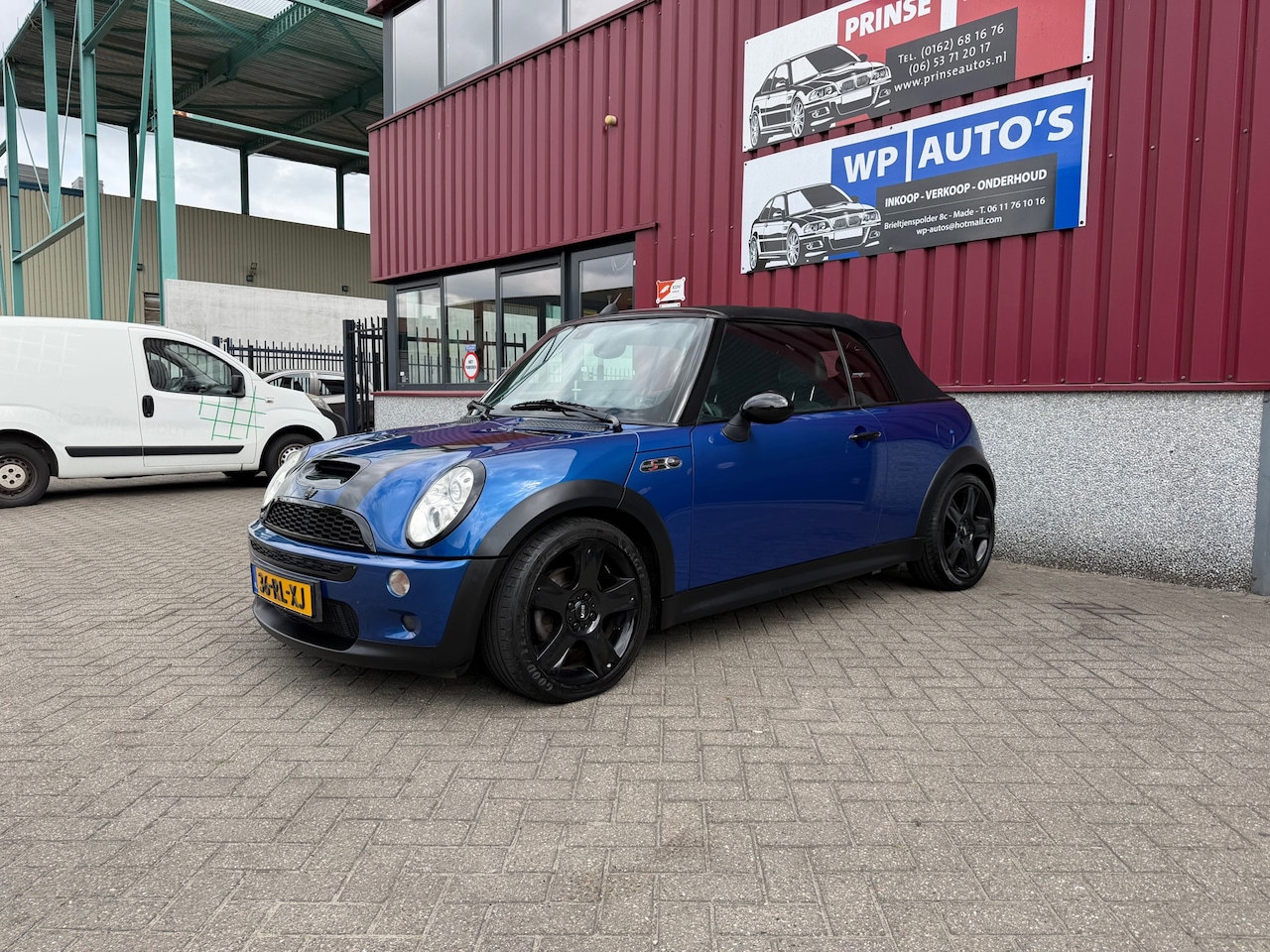 MINI Cabrio - Cooper S|HARMAN KARDON|CHRONO PACK|NIEUWE APK| - AutoWereld.nl