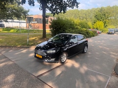 Ford Focus - 1.0 Titanium Olie Lampje Brandt.Clima.Navi
