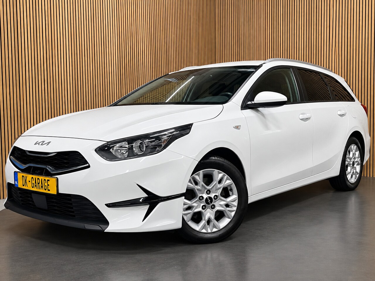 Kia Cee'd Sportswagon - Ceed 1.0 T-GDi DynamicLine|APPLE CARPLAY, ANDROID AUTO|STOEL-,STUURVERW|CAMERA|CRUISE,CLIM - AutoWereld.nl