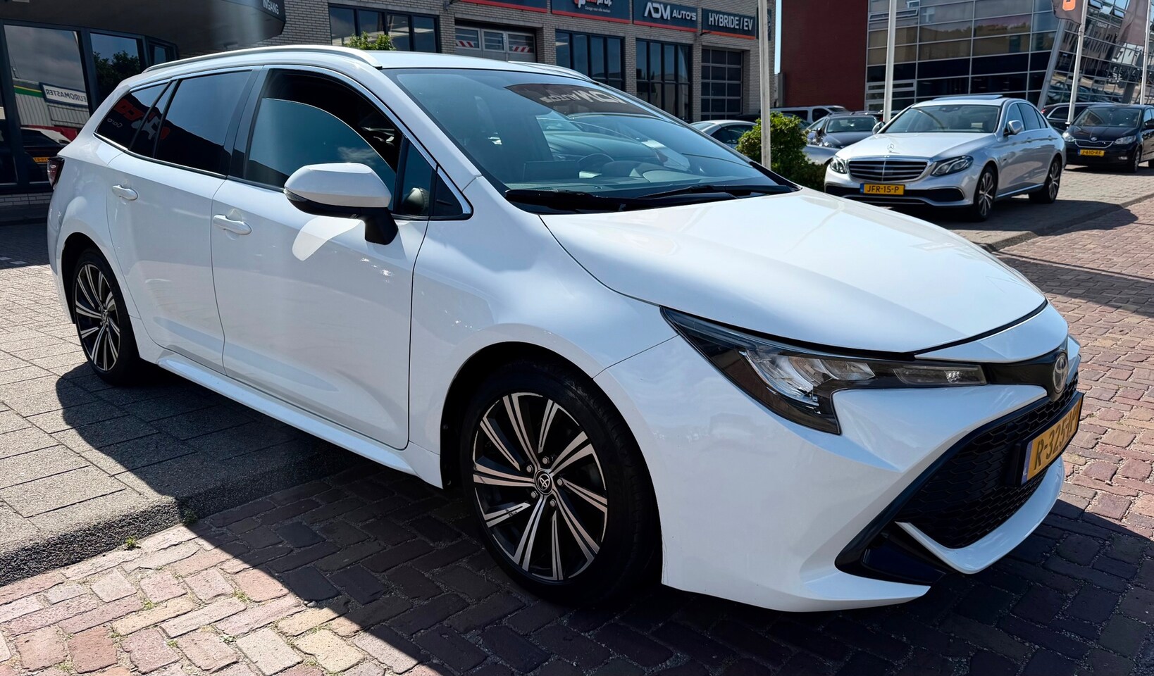 Toyota Corolla Touring Sports - 1.8 Hybrid Dynamic 1.8 Hybrid Dynamic - AutoWereld.nl