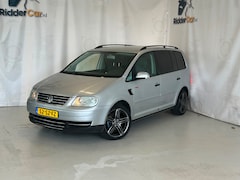 Volkswagen Touran - 1.6-16V FSI Business|NAP|AIRCO|ELEK RAMEN|NAVI|PARK SENS|